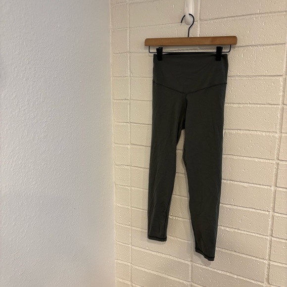 Aerie leggings in grey - Picture 1 of 4